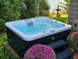 8 Best 4 Person Hot Tubs in 2026